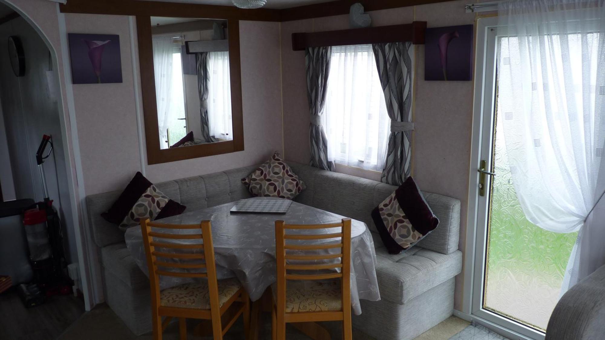 L&G Family Holidays 6 Berth Coral Beach Laura Familys Only And Lead Person Must Be Over 30 Ingoldmells Eksteriør bilde