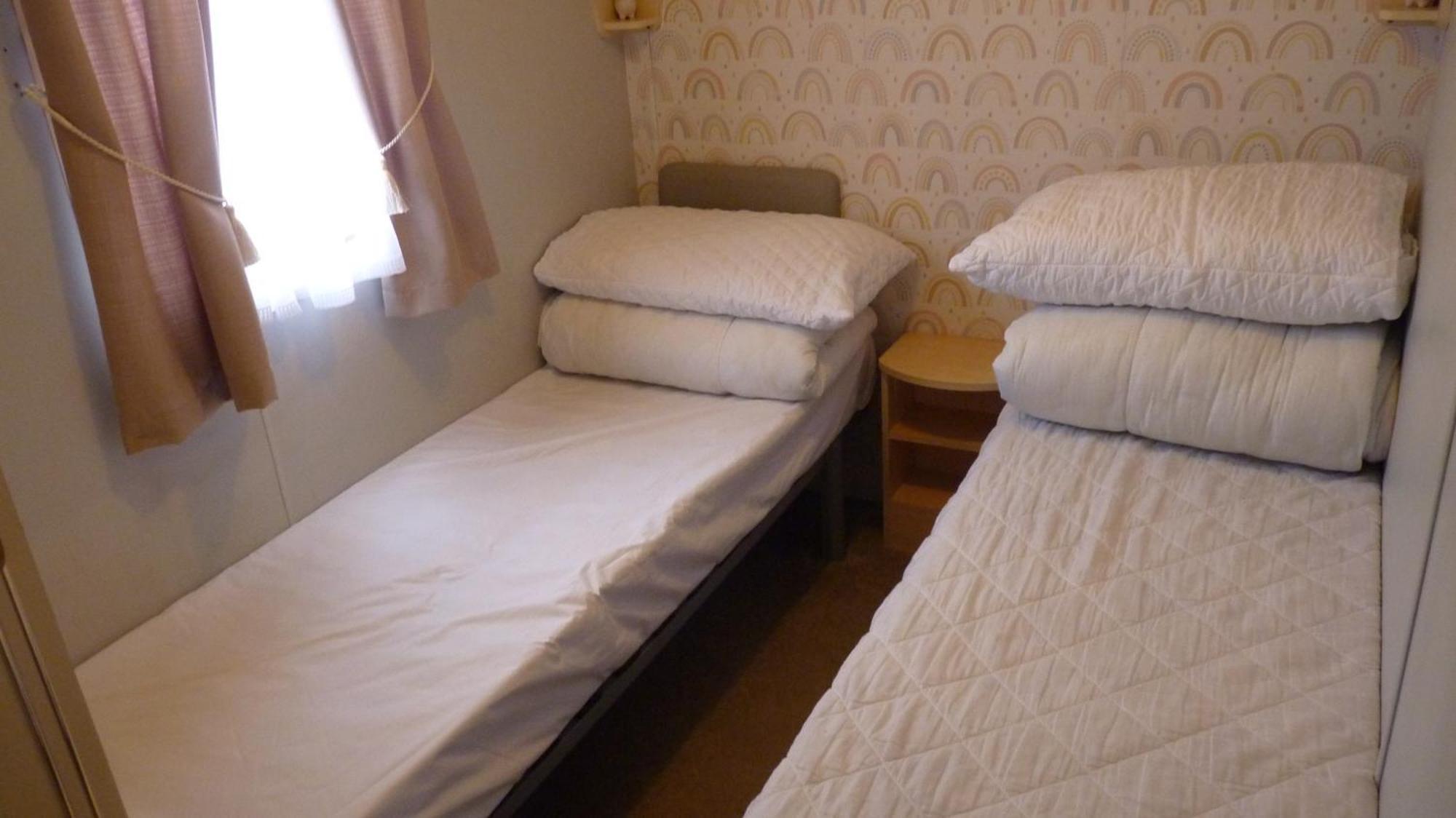 L&G Family Holidays 6 Berth Coral Beach Laura Familys Only And Lead Person Must Be Over 30 Ingoldmells Eksteriør bilde